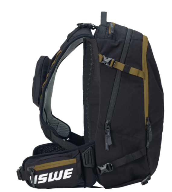 USWE  Core Off-Road Daypack - 25L - Black/Bronze    Riding Gear